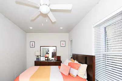 1318 S 61st Avenue, Cicero, IL 60804 - Photo 26