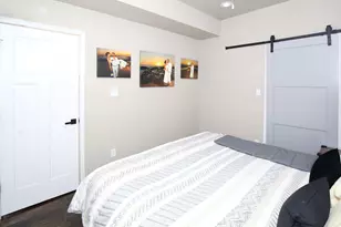 1318 S 61st Ave, Cicero, IL 60804 - Photo 18