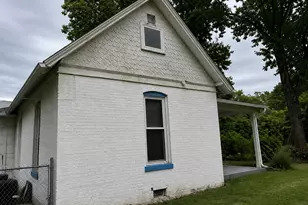 503 Milton St, Paris, IL 61944 - Photo 4