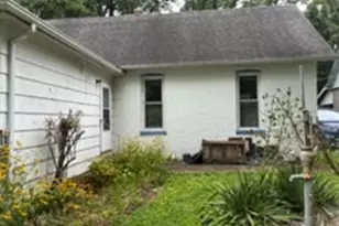 503 Milton St, Paris, IL 61944 - Photo 2