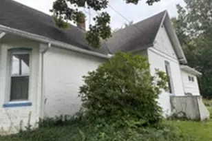 503 Milton St, Paris, IL 61944 - Photo 6