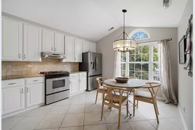 3028 Lexington Lane, Glenview, IL 60026 - Photo 8