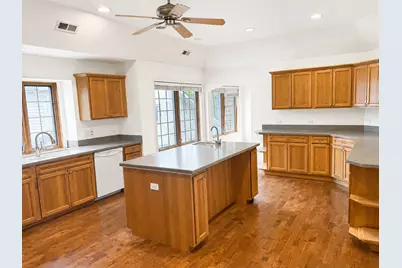 1759 Dewes Street, Glenview, IL 60025 - Photo 8
