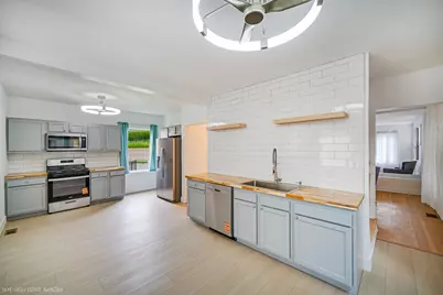 8100 S Cornell Avenue, Chicago, IL 60619 - Photo 8