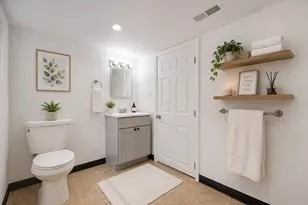 8100 S Cornell Ave, Chicago, IL 60619 - Photo 24