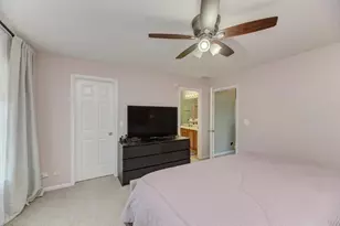 567 Declaration Ln, Aurora, IL 60502 - Photo 16