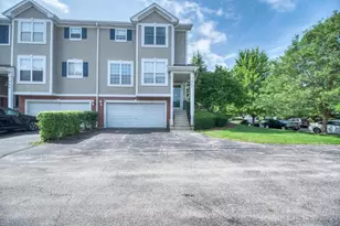 567 Declaration Ln, Aurora, IL 60502 - Photo 1