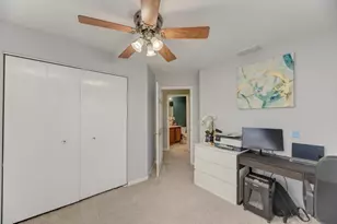 567 Declaration Ln, Aurora, IL 60502 - Photo 22