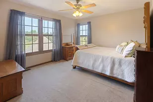 10306 E Branch Rd, Rochelle, IL 61068 - Photo 16