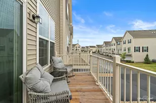 513 Creek Dr, Oswego, IL 60543 - Photo 16
