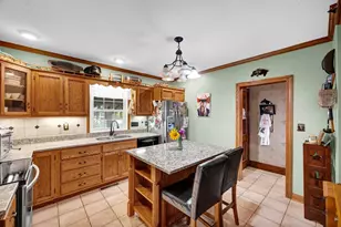 9101 Old Silo Rd, Clifton, IL 61727 - Photo 6