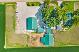9101 Old Silo Rd, Clifton, IL 61727 - Photo 78