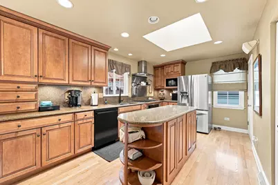 6936 N Owen Avenue, Chicago, IL 60631 - Photo 14