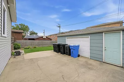 6936 N Owen Avenue, Chicago, IL 60631 - Photo 34