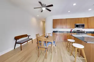 608 Hinman Ave, Evanston, IL 60202 - Photo 14