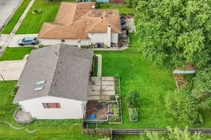 137 Mulford Dr, Elgin, IL 60120 - Photo 36