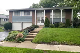 2528 Jackson Dr, Woodridge, IL 60517 - Photo 1