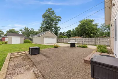 130 S Washington Street, Westmont, IL 60559 - Photo 20