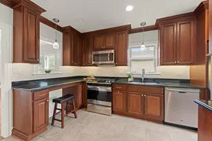 130 S Washington St, Westmont, IL 60559 - Photo 8
