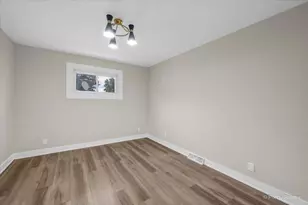1245 W Violet St, Freeport, IL 61032 - Photo 14