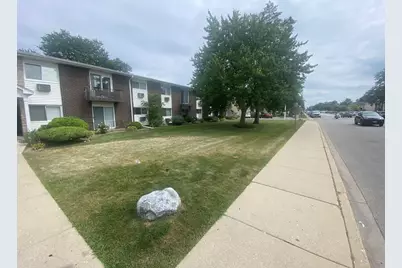 9581 Dee Road #2L, Des Plaines, IL 60016 - Photo 4