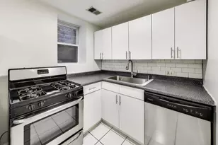1938 W Melrose St, Chicago, IL 60657 - Photo 10