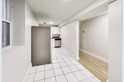 1938 W Melrose Street #1, Chicago, IL 60657 - Photo 8