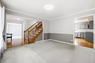 356 Yorkshire Dr, Mundelein, IL 60060 - Photo 4