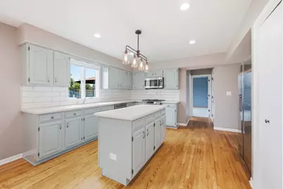 356 Yorkshire Drive, Mundelein, IL 60060 - Photo 10