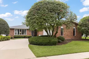 15213 Woodmar Dr, Orland Park, IL 60462 - Photo 2
