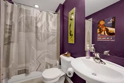 1122 W Catalpa Avenue #606, Chicago, IL 60640 - Photo 10