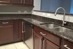756 N Aspen Dr, Vernon Hills, IL 60061 - Photo 10