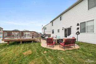 2107 Waterbury Dr, Joliet, IL 60431 - Photo 6