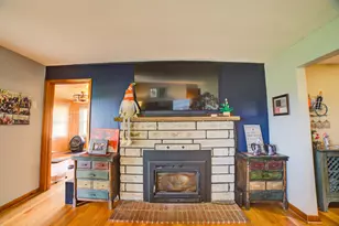 2214 N State Route 1, Watseka, IL 60970 - Photo 12