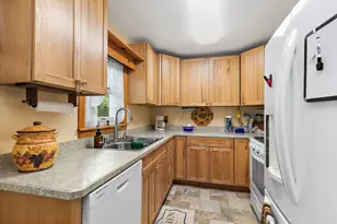809 Washington St, Woodstock, IL 60098 - Photo 8
