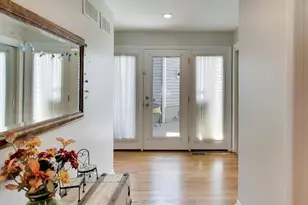26443 N Ridge Ct, Mundelein, IL 60060 - Photo 10