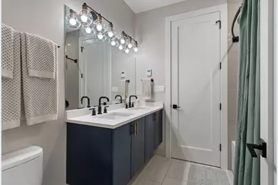 3026 W Lyndale Street #1, Chicago, IL 60647 - Photo 26