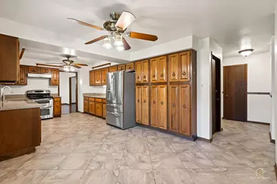 231 Southwick Lane, Schaumburg, IL 60173 - Photo 18