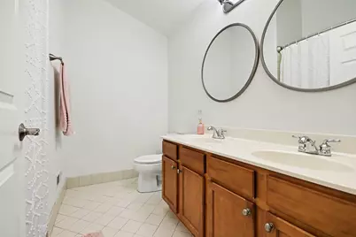 1102 Iron Horse Court, Elgin, IL 60124 - Photo 18