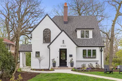 639 N Park Boulevard, Glen Ellyn, IL 60137 - Photo 1