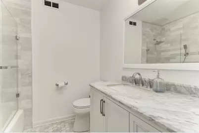 4250 N Marine Drive #807, Chicago, IL 60613 - Photo 20