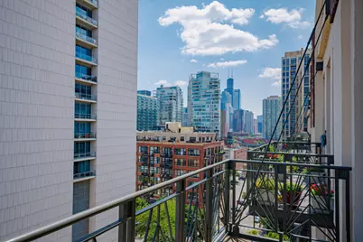 758 N Larrabee Street #816, Chicago, IL 60654 - Photo 10