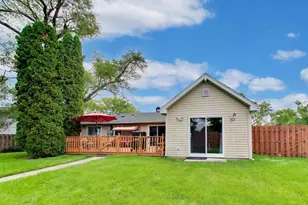 1300 Jefferson Rd, Hoffman Estates, IL 60169 - Photo 28