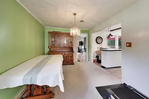 1300 Jefferson Rd, Hoffman Estates, IL 60169 - Photo 10