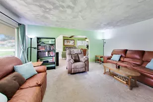 1300 Jefferson Rd, Hoffman Estates, IL 60169 - Photo 4