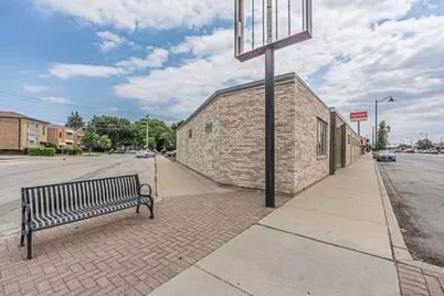 8057 N Milwaukee Avenue, Niles, IL 60714 - Photo 4
