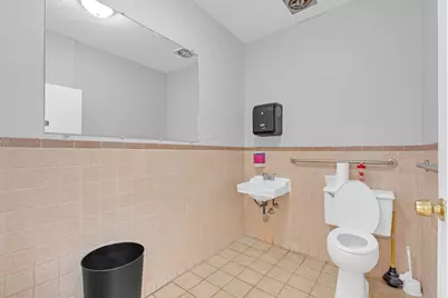 8057 N Milwaukee Avenue, Niles, IL 60714 - Photo 24