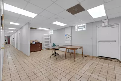 8057 N Milwaukee Avenue, Niles, IL 60714 - Photo 20