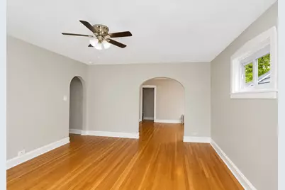 1504 Pitner Avenue, Evanston, IL 60201 - Photo 14