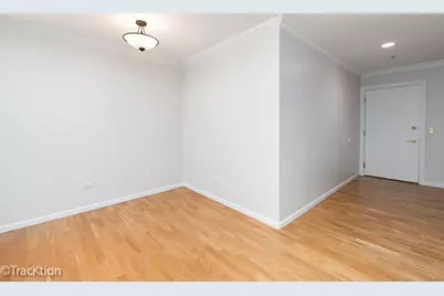 57 E Hattendorf Avenue #210, Roselle, IL 60172 - Photo 4